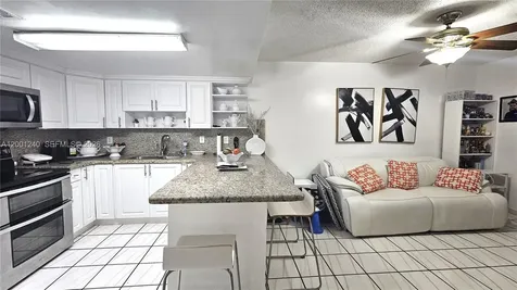 520 NW 109th Avenue Miami FL 33172