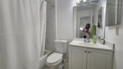 520 NW 109th Avenue Miami FL 33172