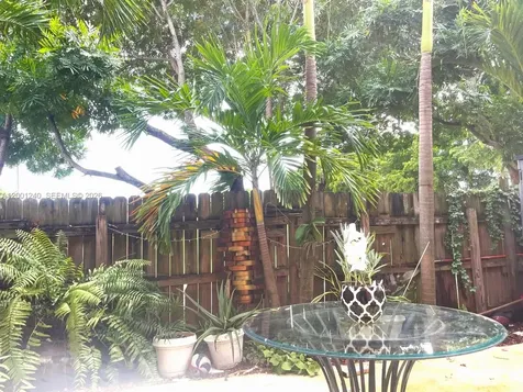 520 NW 109th Avenue Miami FL 33172