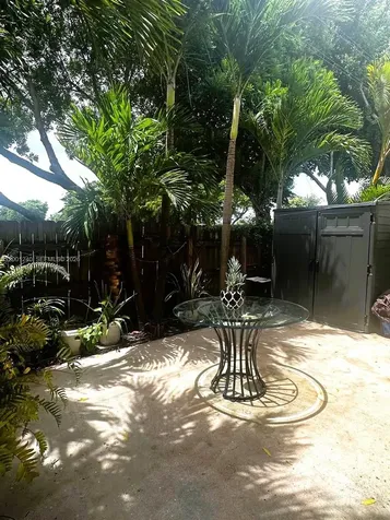 520 NW 109th Avenue Miami FL 33172