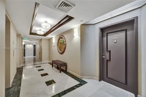 3600 Yacht Club Drive Aventura FL 33180