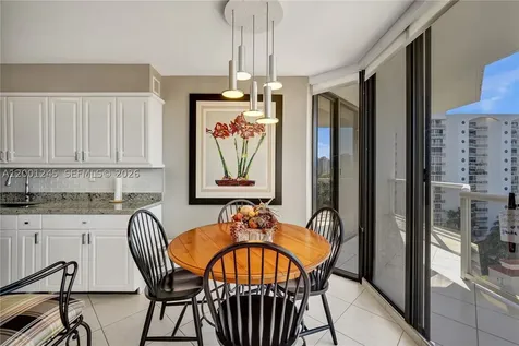 3600 Yacht Club Drive Aventura FL 33180