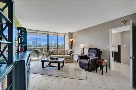 3600 Yacht Club Drive Aventura FL 33180