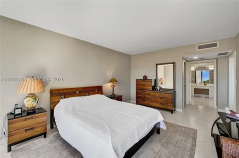 3600 Yacht Club Drive Aventura FL 33180