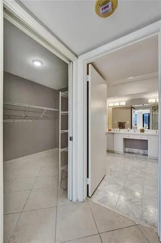 3600 Yacht Club Drive Aventura FL 33180