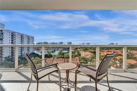 3600 Yacht Club Drive Aventura FL 33180