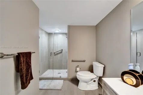 3600 Yacht Club Drive Aventura FL 33180