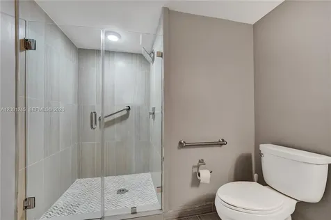 3600 Yacht Club Drive Aventura FL 33180