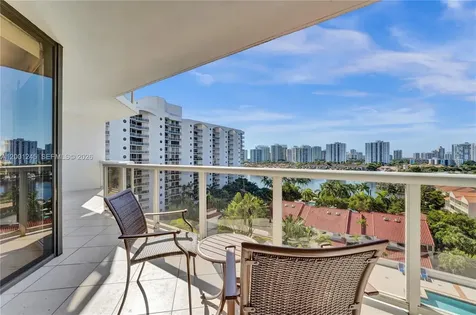 3600 Yacht Club Drive Aventura FL 33180