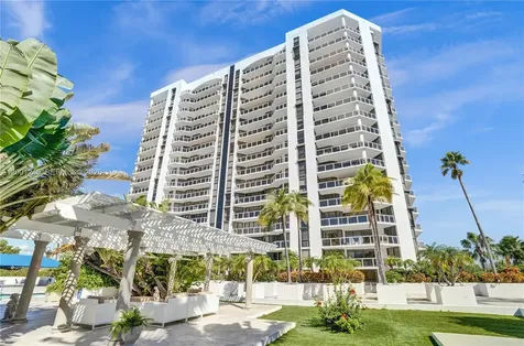 3600 Yacht Club Drive Aventura FL 33180