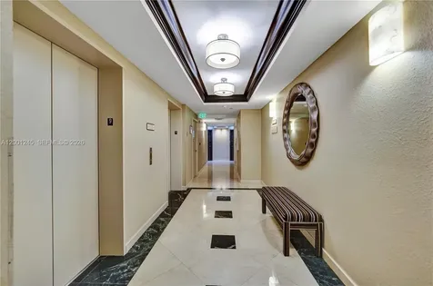 3600 Yacht Club Drive Aventura FL 33180