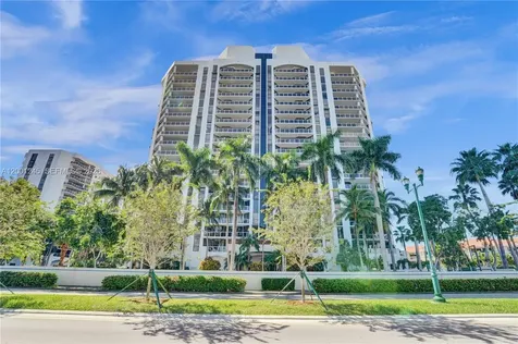 3600 Yacht Club Drive Aventura FL 33180