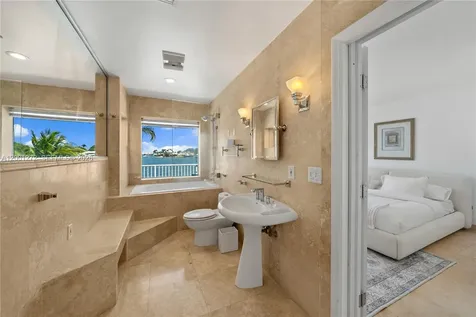 1575 Stillwater Drive Miami Beach FL 33141