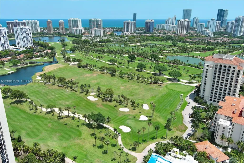 20301 W Country Club Drive Aventura FL 33180