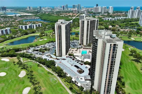 20301 W Country Club Drive Aventura FL 33180
