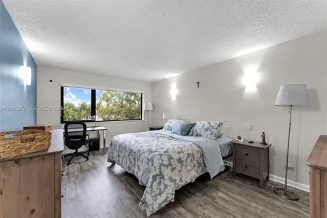 6701 SW 116th Court Miami FL 33173
