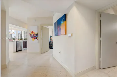 20000 E Country Club Drive Aventura FL 33180