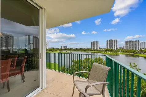 20000 E Country Club Drive Aventura FL 33180