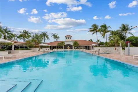 20000 E Country Club Drive Aventura FL 33180