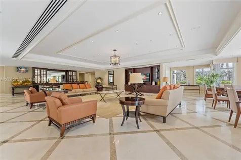 20000 E Country Club Drive Aventura FL 33180