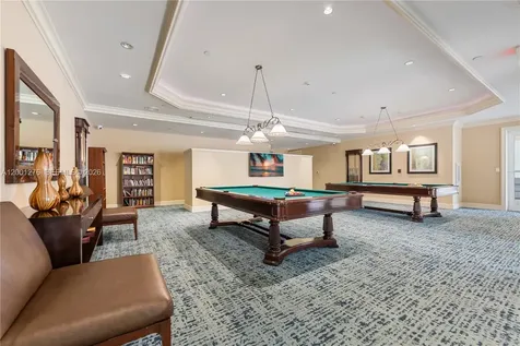 20000 E Country Club Drive Aventura FL 33180