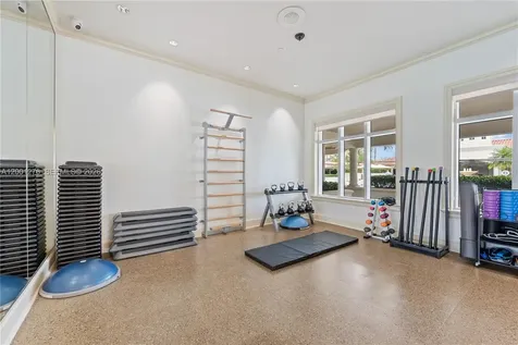 20000 E Country Club Drive Aventura FL 33180