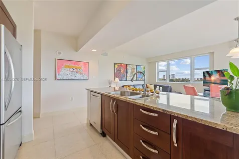 20000 E Country Club Drive Aventura FL 33180