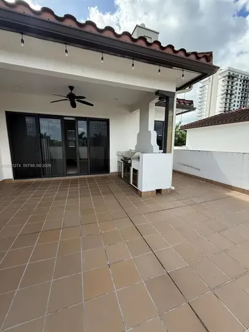 5186 NW 83rd Court Doral FL 33166