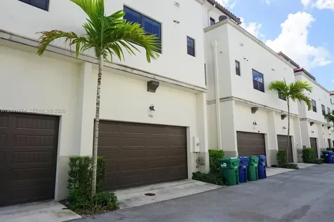 5186 NW 83rd Court Doral FL 33166