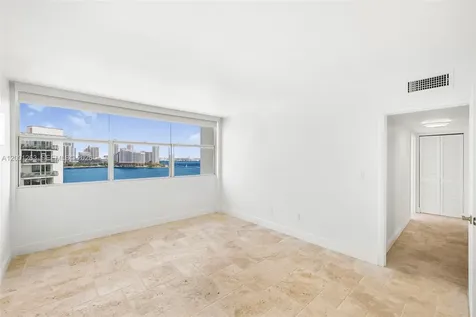 1420 Brickell Bay Drive Miami FL 33131