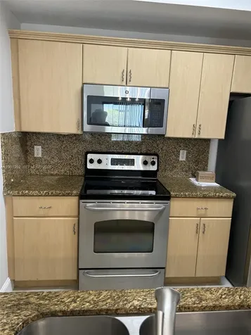 3590 Coral Way Miami FL 33145