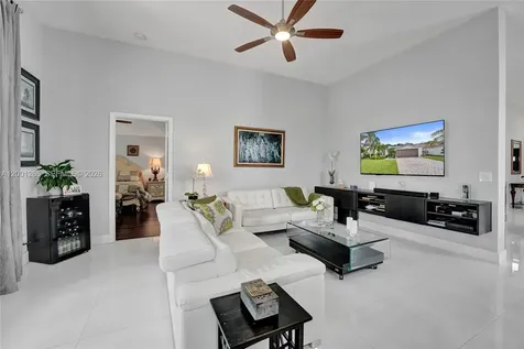 1445 NW 143rd Avenue Pembroke Pines FL 33028
