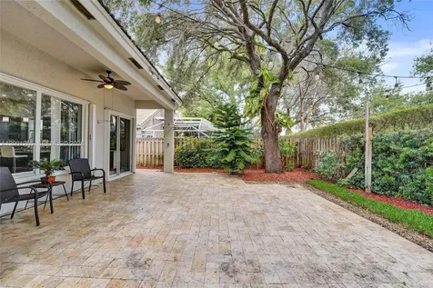 1445 NW 143rd Avenue Pembroke Pines FL 33028