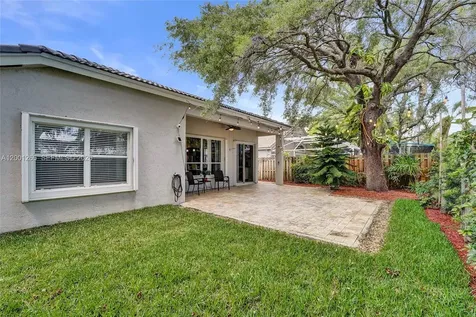 1445 NW 143rd Avenue Pembroke Pines FL 33028