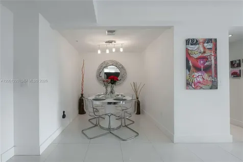 90 SW 3rd Street Miami FL 33130