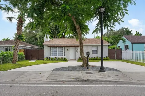 212 NW 103rd Street Miami FL 33150