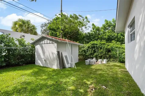 212 NW 103rd Street Miami FL 33150