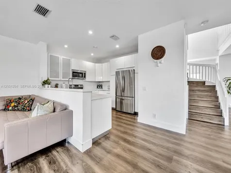 1042 Thistle Creek Court Weston FL 33327