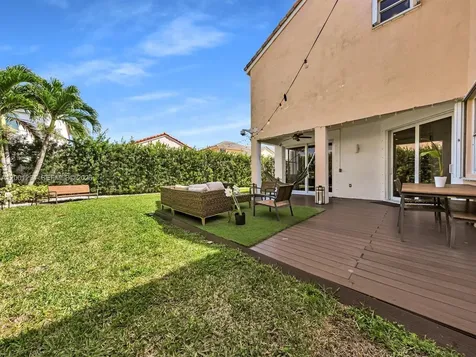 1042 Thistle Creek Court Weston FL 33327