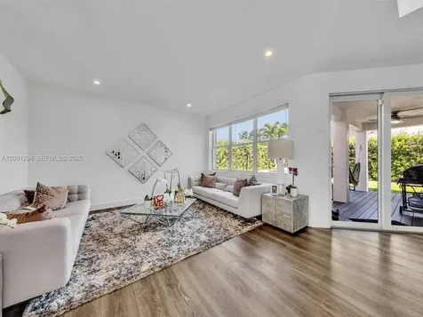1042 Thistle Creek Court Weston FL 33327