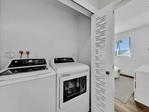 1042 Thistle Creek Court Weston FL 33327