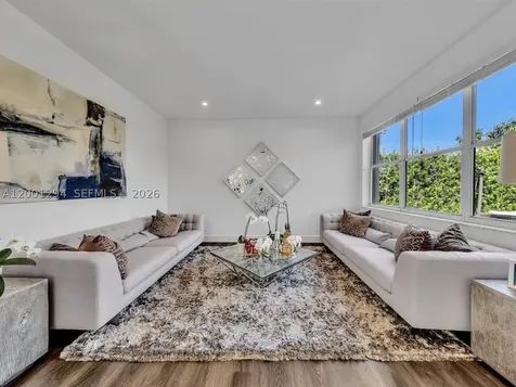 1042 Thistle Creek Court Weston FL 33327