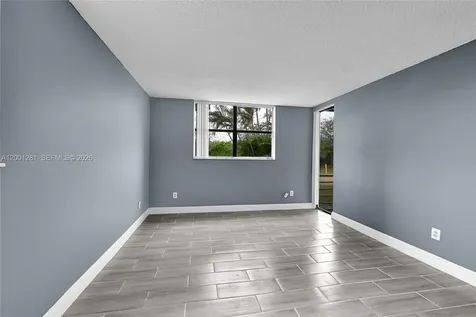 2850 Somerset Drive Lauderdale Lakes FL 33311