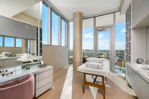 17475 Collins Avenue Sunny Isles Beach FL 33160