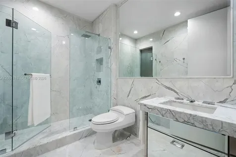 17475 Collins Avenue Sunny Isles Beach FL 33160