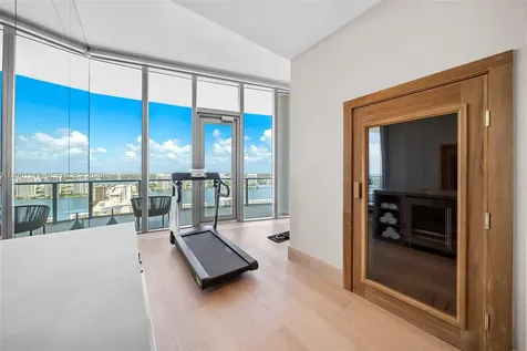 17475 Collins Avenue Sunny Isles Beach FL 33160
