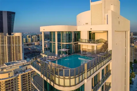 17475 Collins Avenue Sunny Isles Beach FL 33160