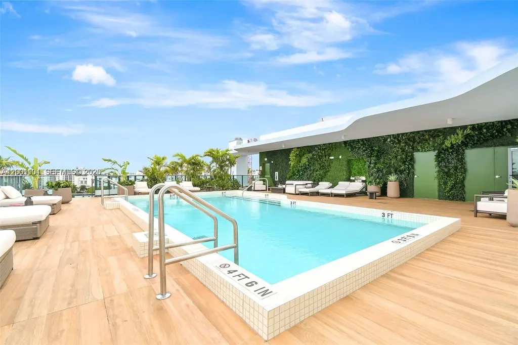 9901 W Bay Harbor Drive Bay Harbor Islands FL 33154