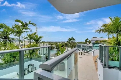 9901 W Bay Harbor Drive Bay Harbor Islands FL 33154