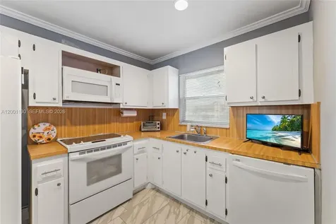 9401 Sunrise Lakes Boulevard Sunrise FL 33322